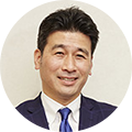 東川 勝哉氏